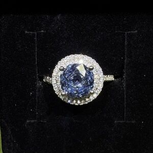 Elegant Silver and Blue Gemstone Ring